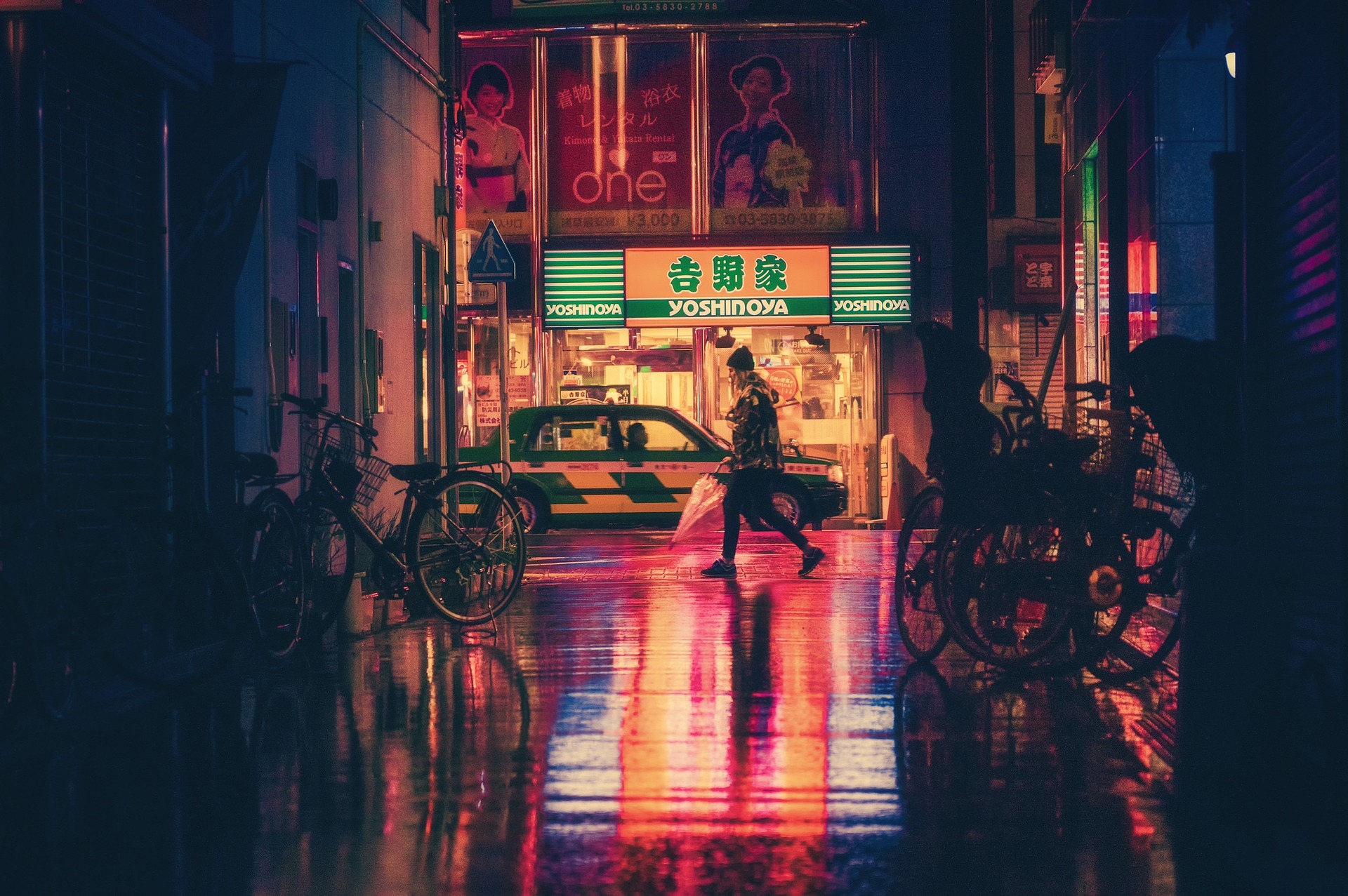 夜晚阳台